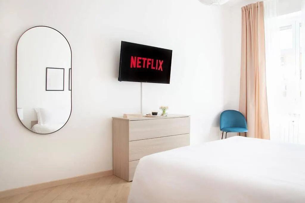 Esclusivo Appartamento Di Design Rome Apartment